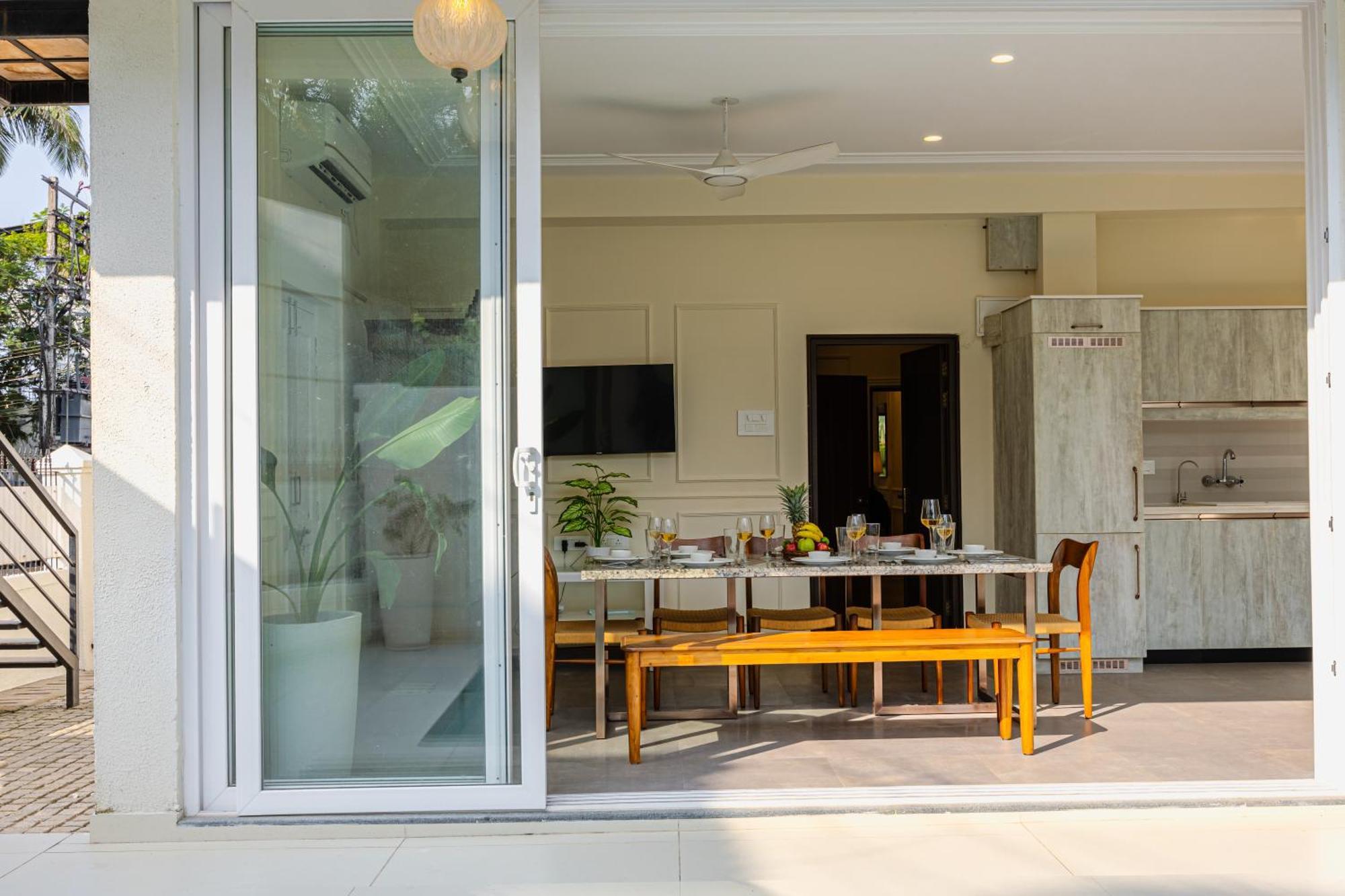 Elivaas 4 Bhk Villa Near Beach With Private Pool & Bar - Casa Boa Vida Candolim Zewnętrze zdjęcie
