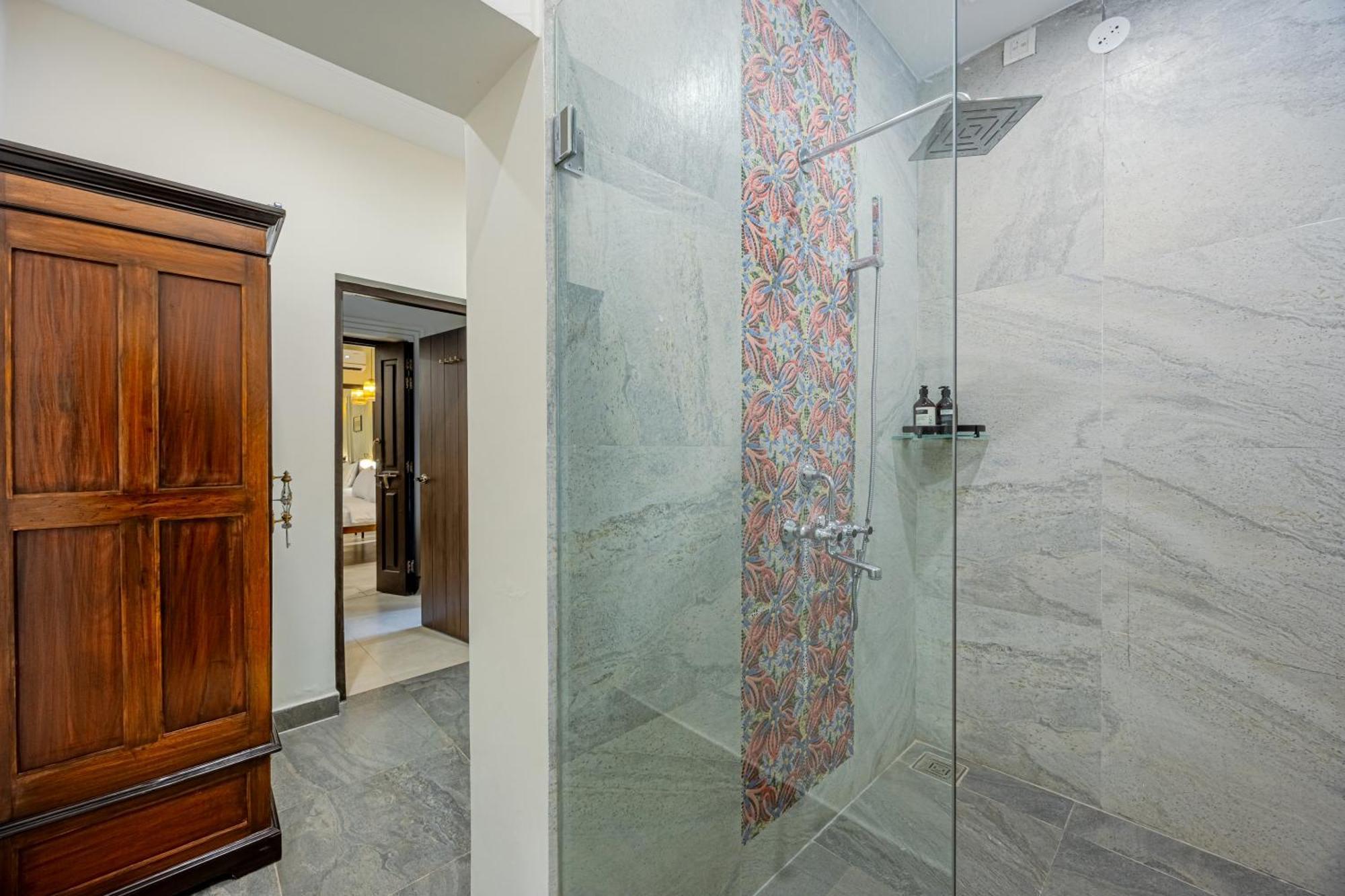 Elivaas 4 Bhk Villa Near Beach With Private Pool & Bar - Casa Boa Vida Candolim Zewnętrze zdjęcie