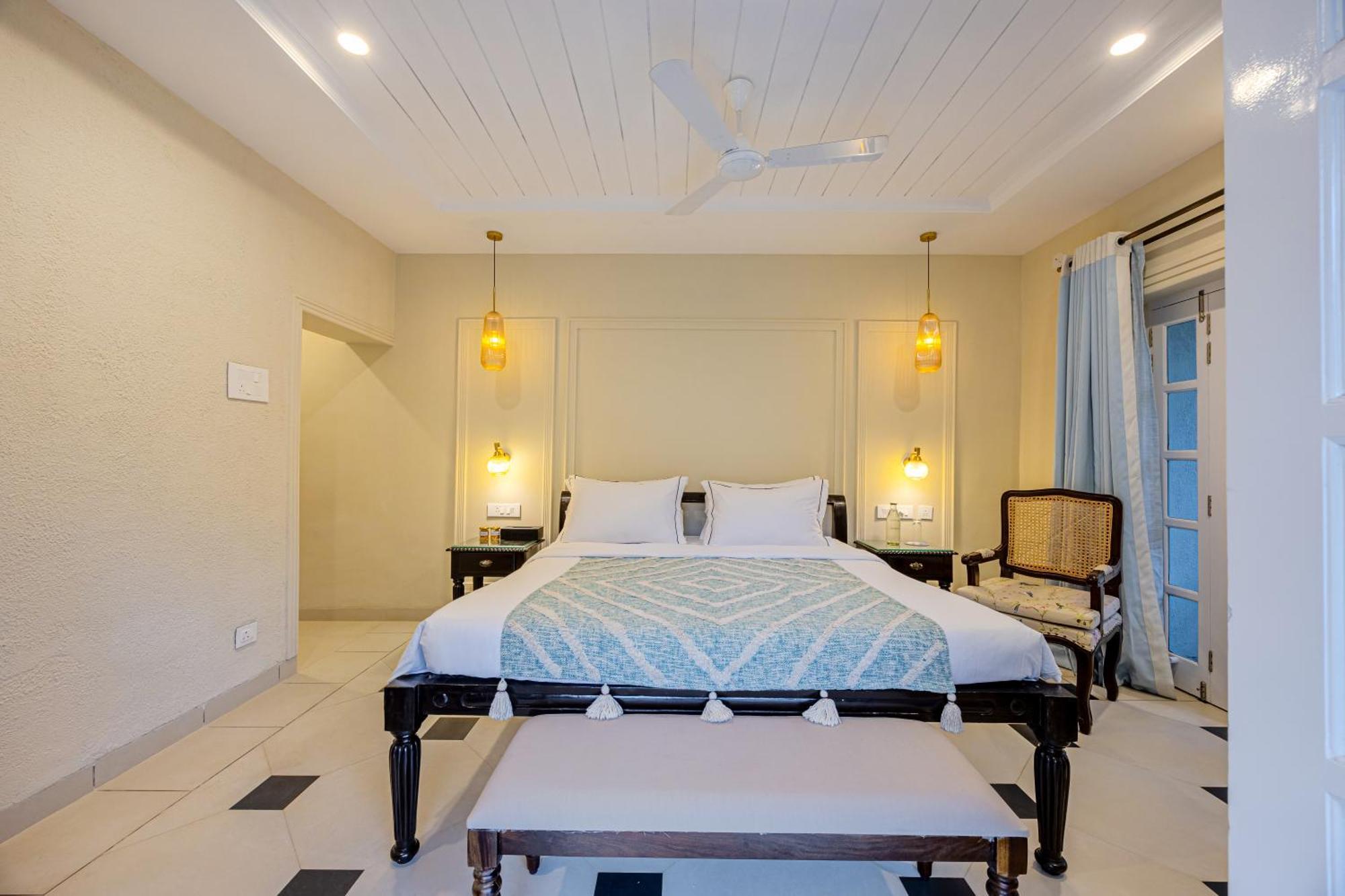 Elivaas 4 Bhk Villa Near Beach With Private Pool & Bar - Casa Boa Vida Candolim Zewnętrze zdjęcie