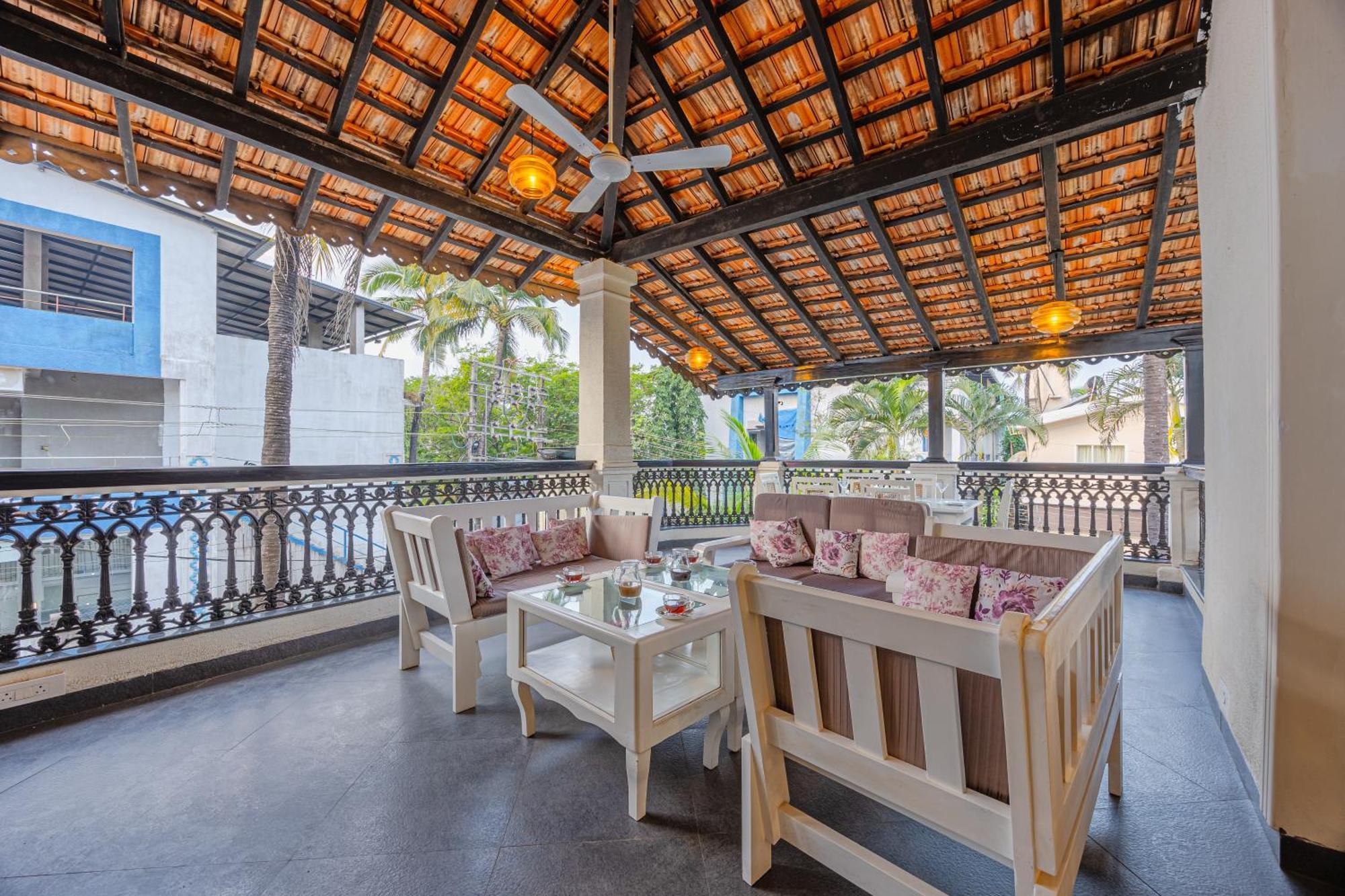 Elivaas 4 Bhk Villa Near Beach With Private Pool & Bar - Casa Boa Vida Candolim Zewnętrze zdjęcie