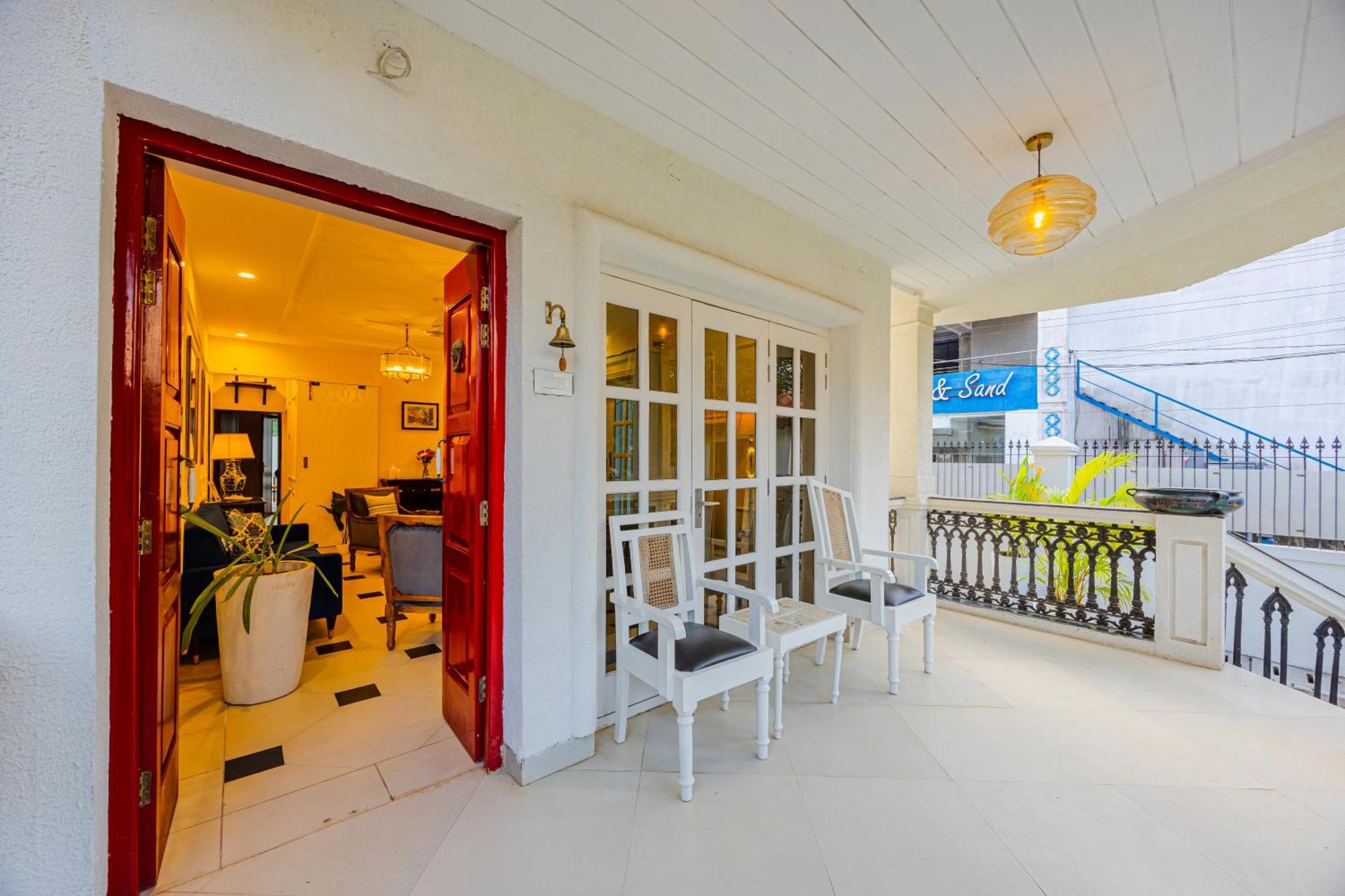 Elivaas 4 Bhk Villa Near Beach With Private Pool & Bar - Casa Boa Vida Candolim Zewnętrze zdjęcie