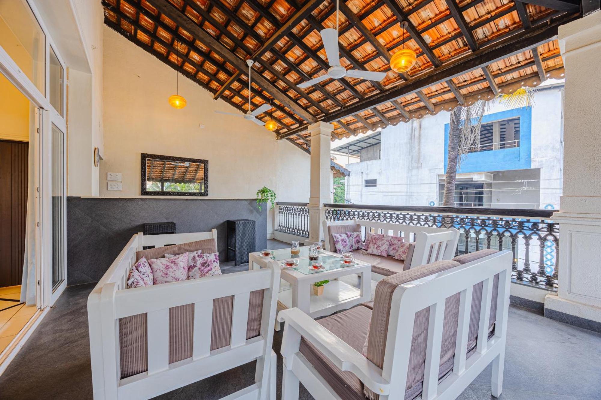 Elivaas 4 Bhk Villa Near Beach With Private Pool & Bar - Casa Boa Vida Candolim Zewnętrze zdjęcie